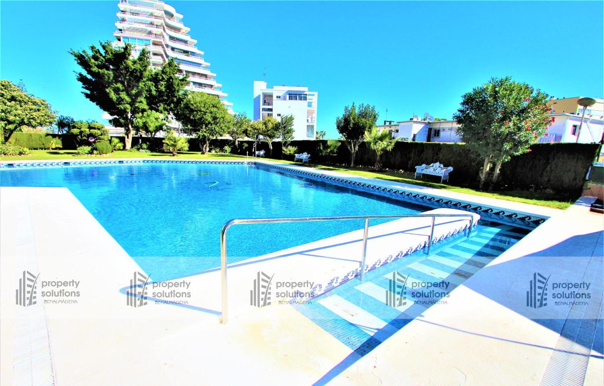 Delta Del Sur Apartamentos - Cerca De Tren, Restaurantes, Tiendas - Playa A 8 Min Caminando Benalmadena Exterior photo